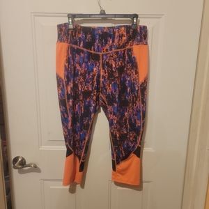 danskin now large Capri leggings